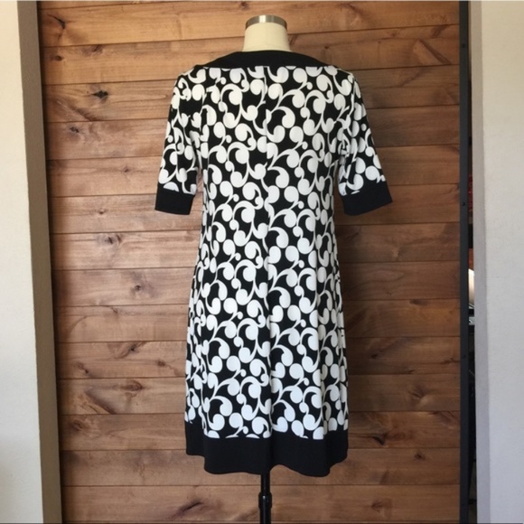 London Times Floral Shift Dress - Picture 3 of 3